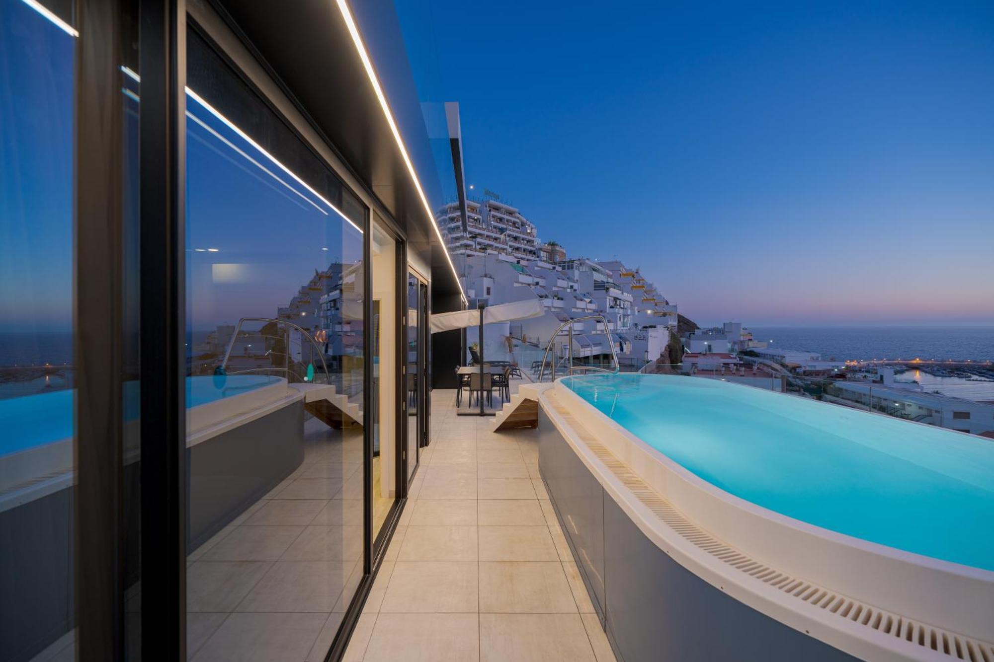 The One Luxury Apartments Puerto Rico  Exteriör bild